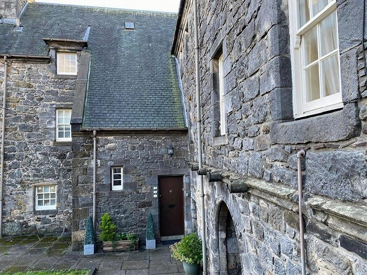 Menstrie Castle Stay สเตอร์ลิง ภายนอก รูปภาพ